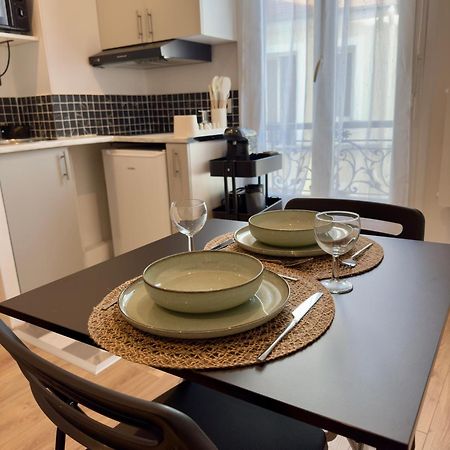 Superb And Elegant Apartment In Paris' Heart Екстер'єр фото