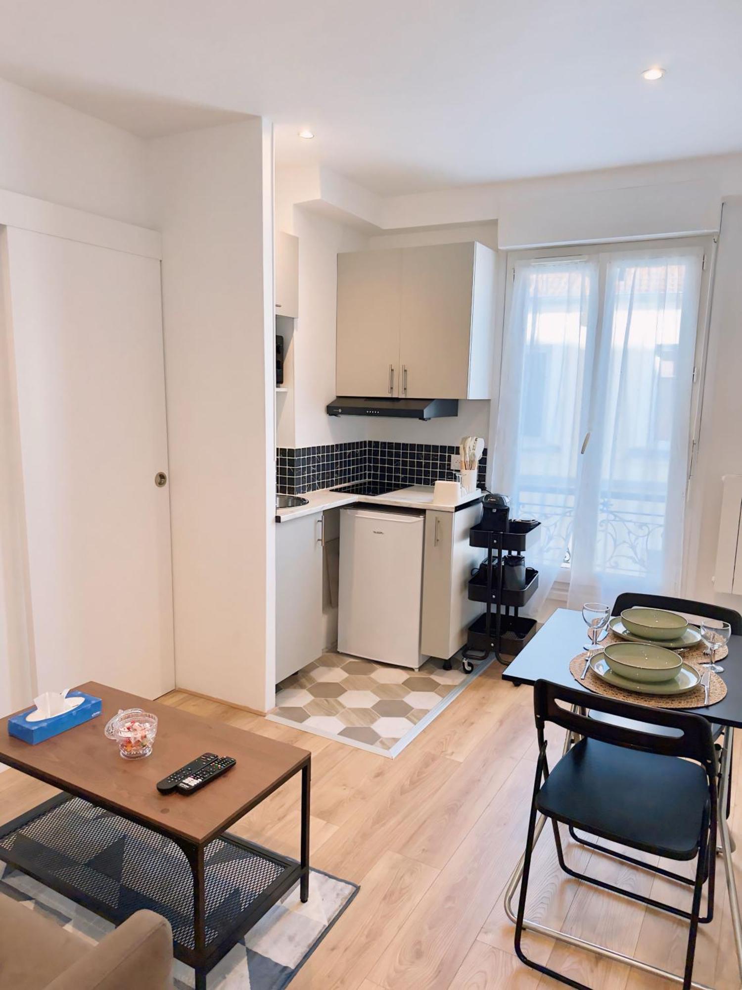 Superb And Elegant Apartment In Paris' Heart Екстер'єр фото