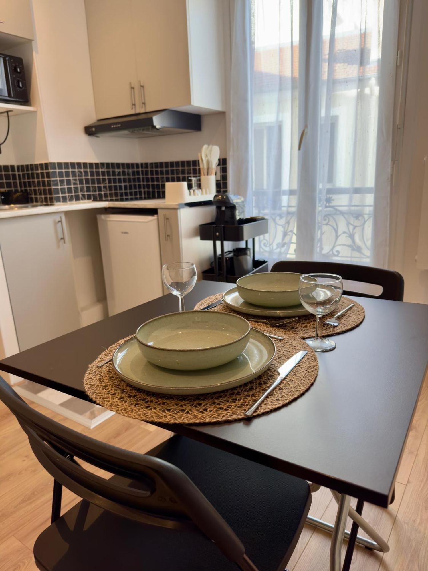 Superb And Elegant Apartment In Paris' Heart Екстер'єр фото