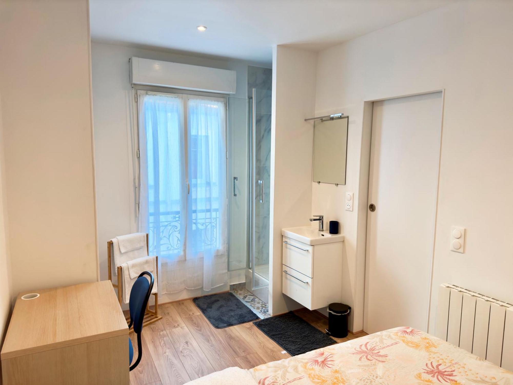Superb And Elegant Apartment In Paris' Heart Екстер'єр фото
