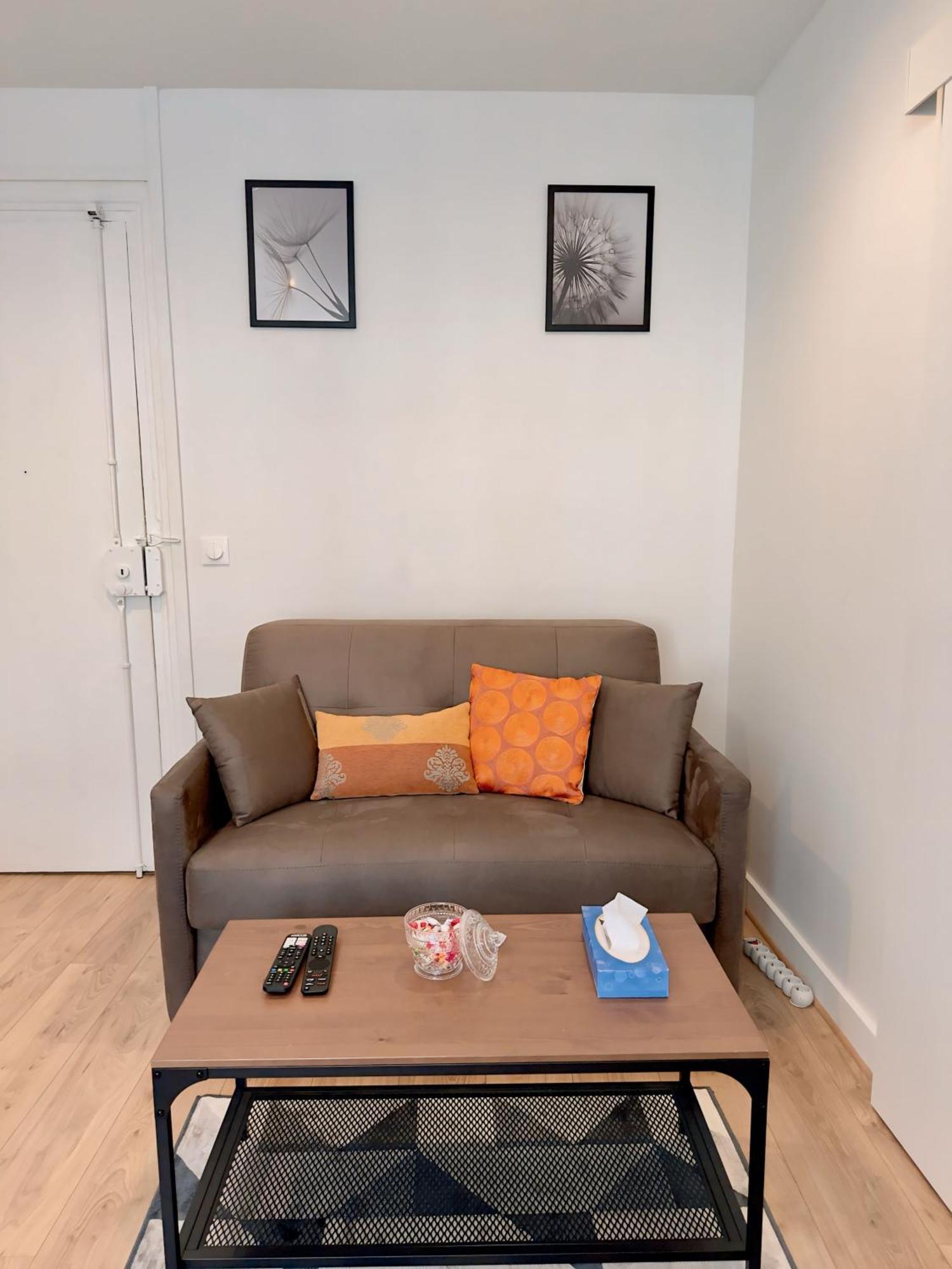 Superb And Elegant Apartment In Paris' Heart Екстер'єр фото